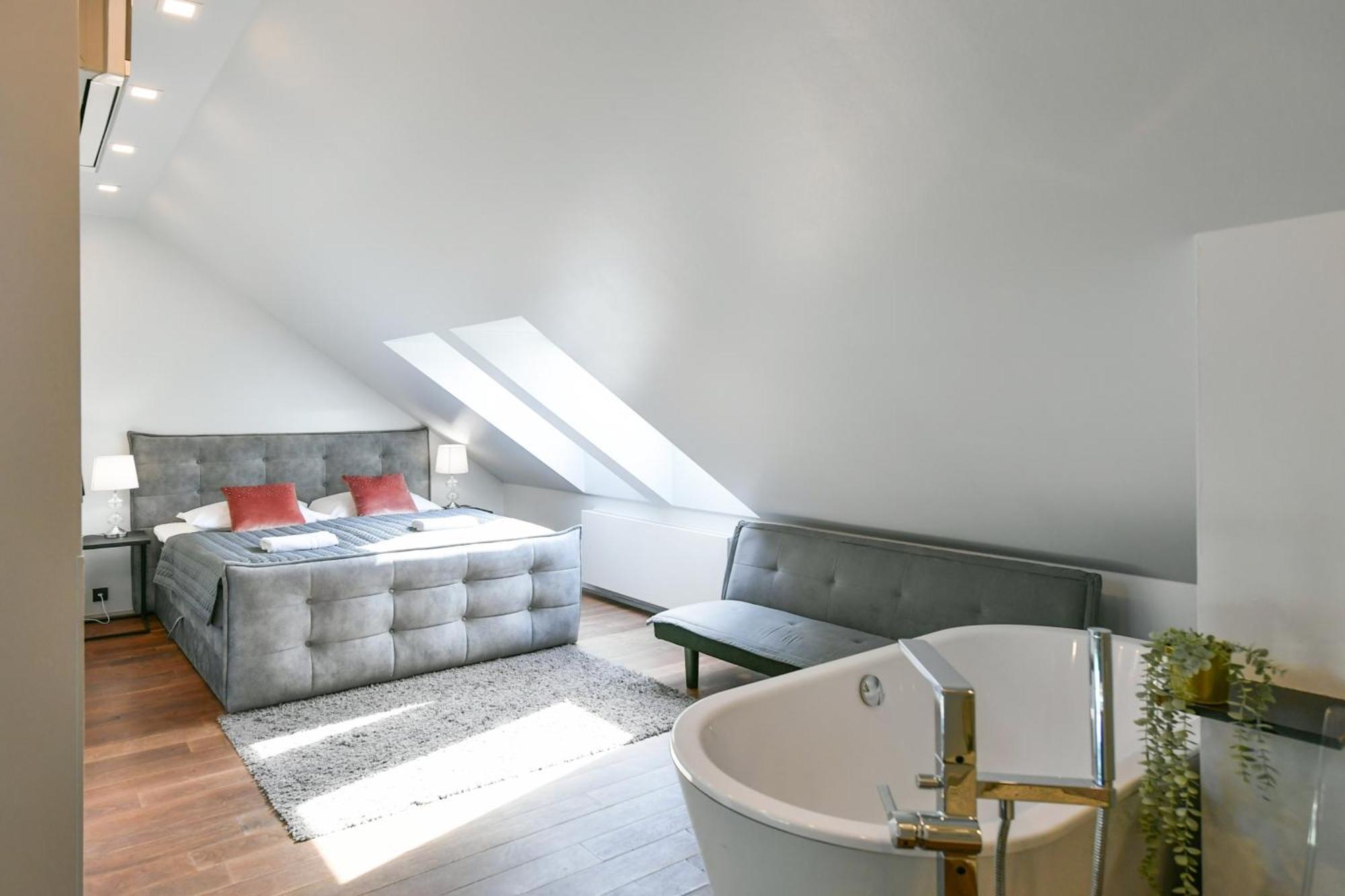 Luxury In Centre Apartment Prague